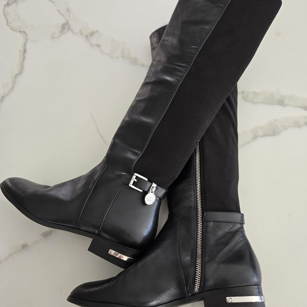MICHAEL KORS AileenElegant Black Leather  Strech Knee-High Boots .size 8